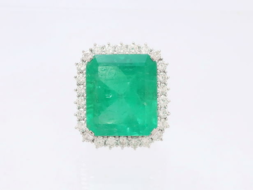【買取】PT900 プラチナ900 エメラルド リング 指輪 31.20ct 3.06ct